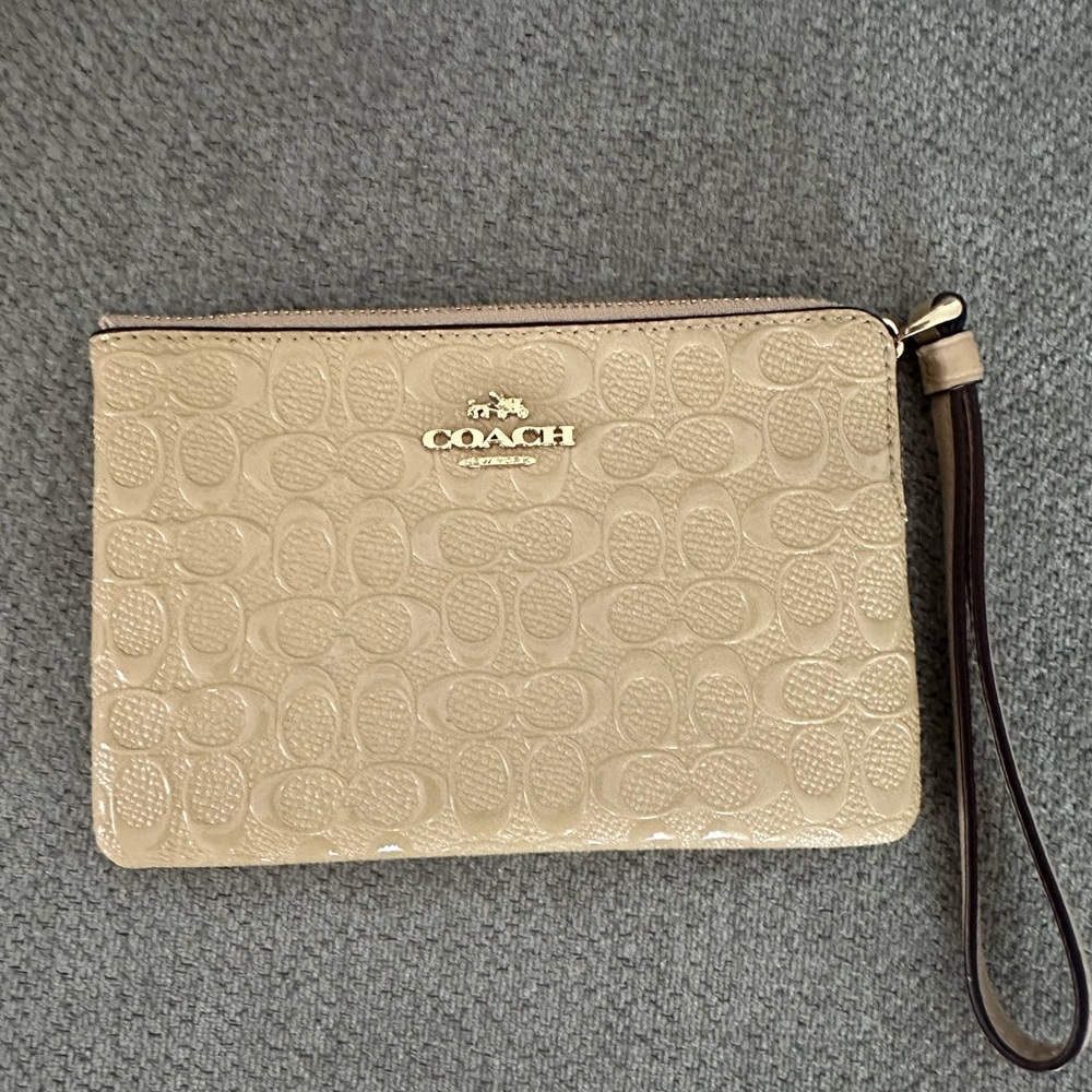 COACH Signature Logo Leather Zip WRISTLET